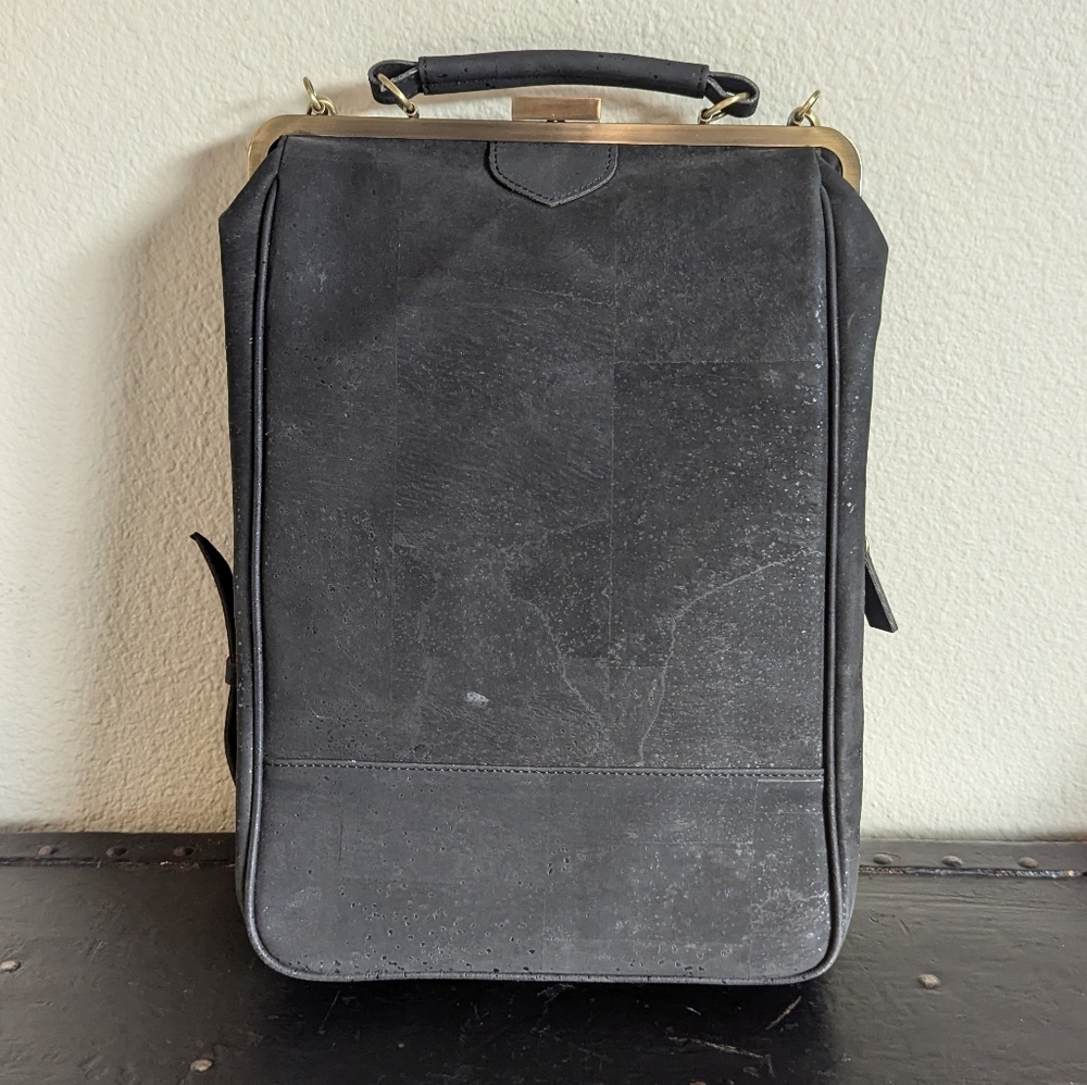Laflore Paris Bobobark Convertible Backpack Purse, black